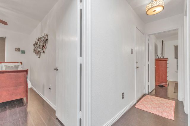 7327 Enchanted Creek Drive, Cypress, TX 77433