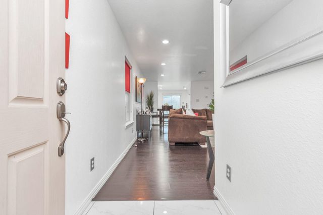 7327 Enchanted Creek Drive, Cypress, TX 77433