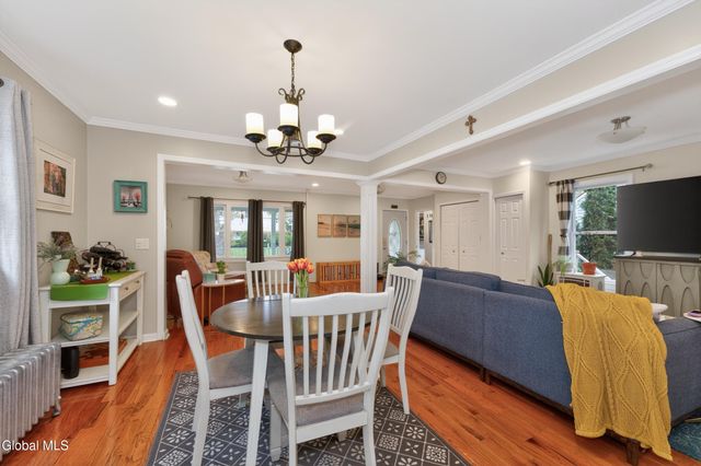 1528 Myron Street, Niskayuna, NY 12309