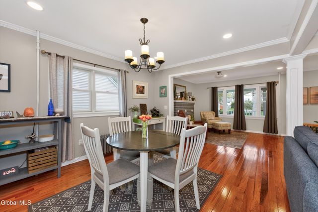 1528 Myron Street, Niskayuna, NY 12309