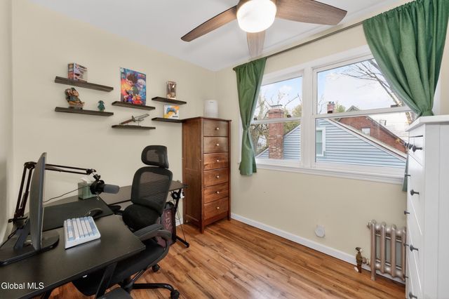1528 Myron Street, Niskayuna, NY 12309