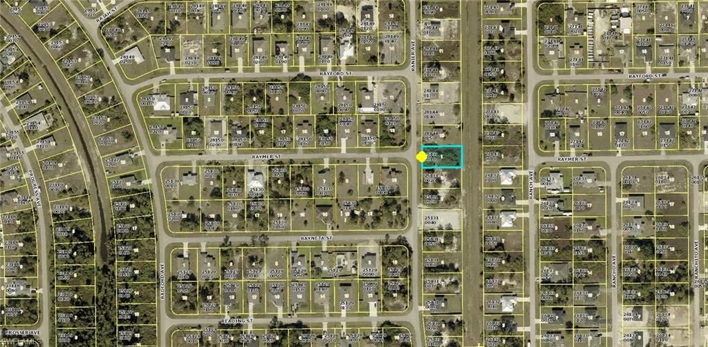 333 Ranier AVE, LEHIGH ACRES, FL 33974 — photo 2