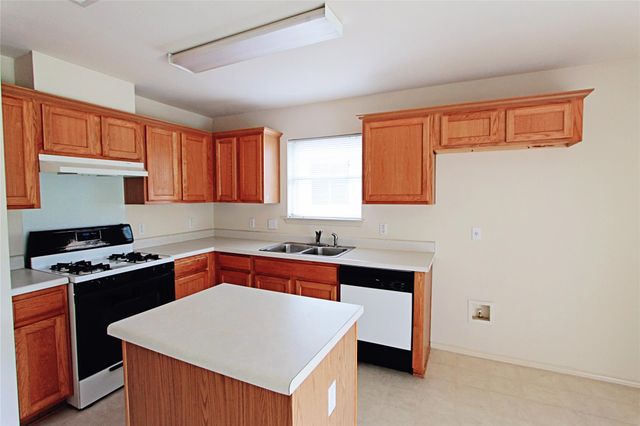 1821 Friars Tale LN, Austin, TX 78748