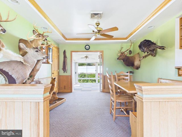 8664 JONESTOWN RD, Grantville, PA 17028