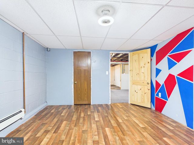 8664 JONESTOWN RD, Grantville, PA 17028
