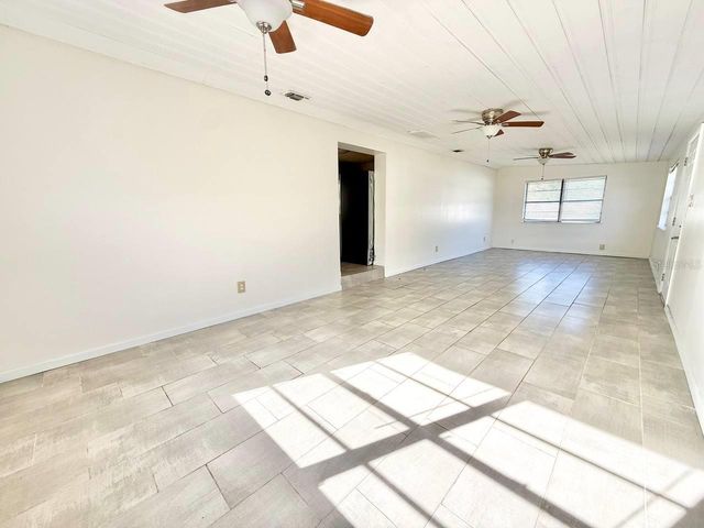 4109 W WALLACE AVENUE, Tampa, FL 33611