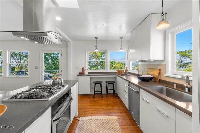 3901 Brilliant Drive, Los Angeles, CA 90065