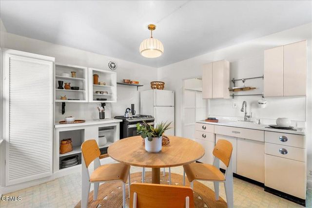 3901 Brilliant Drive, Los Angeles, CA 90065