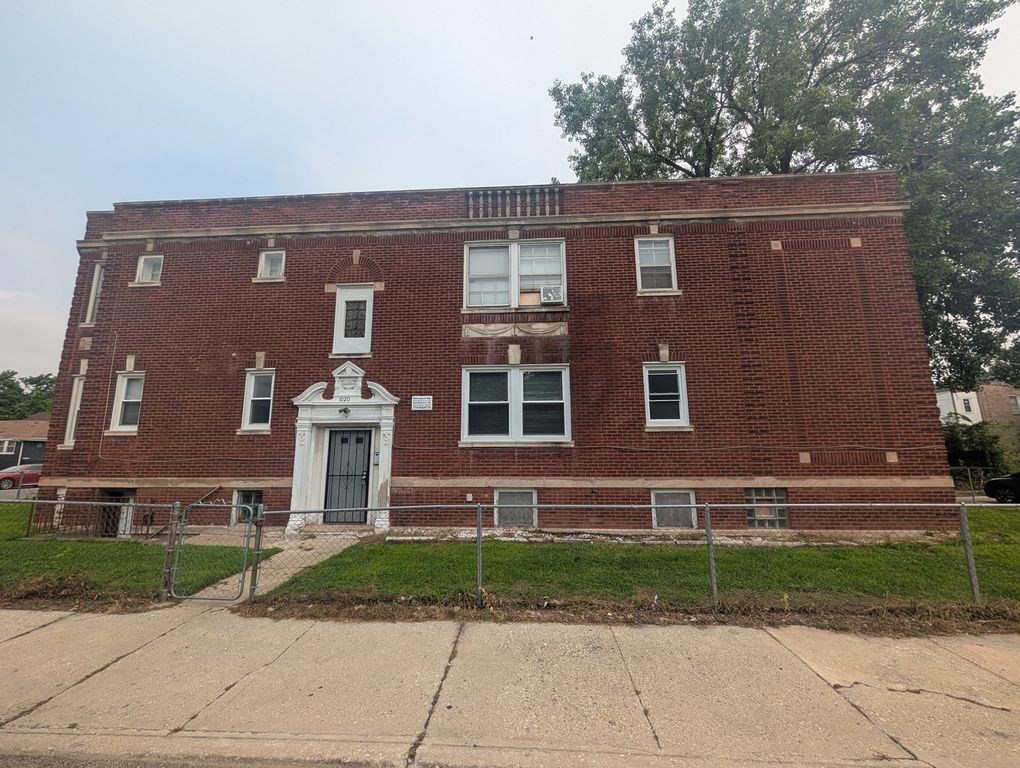 1020 W 68th Street 1W, Chicago, IL 60621