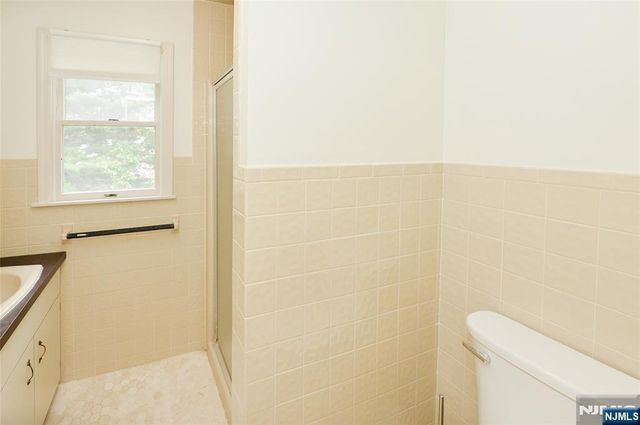 1-06 Lambert Road, Fair Lawn, NJ 07410