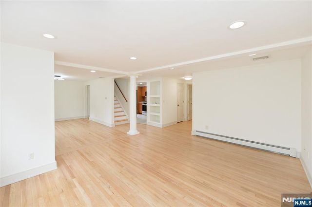 1-06 Lambert Road, Fair Lawn, NJ 07410
