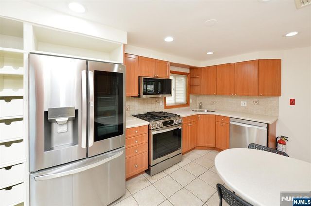 1-06 Lambert Road, Fair Lawn, NJ 07410