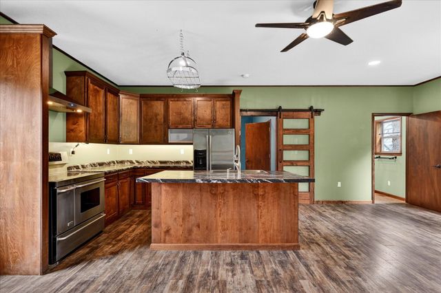 751 S Farm Road 197, Springfield, MO 65809