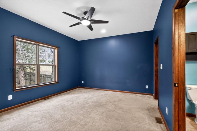 751 S Farm Road 197, Springfield, MO 65809