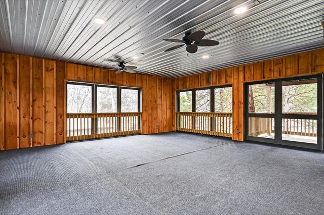 751 S Farm Road 197, Springfield, MO 65809