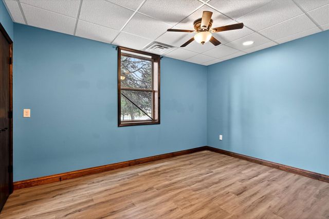 751 S Farm Road 197, Springfield, MO 65809