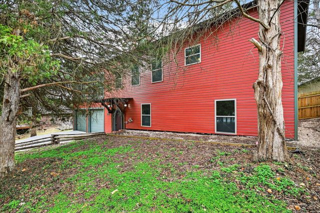 751 S Farm Road 197, Springfield, MO 65809