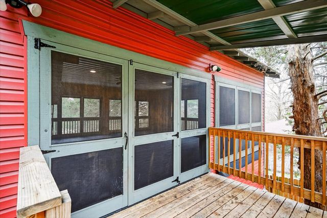 751 S Farm Road 197, Springfield, MO 65809