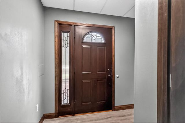 751 S Farm Road 197, Springfield, MO 65809