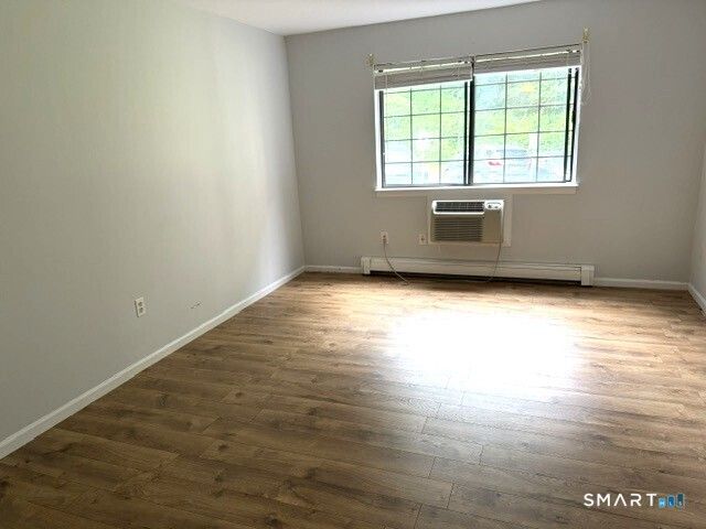 10 Tara Drive 10, Brookfield, CT 06804