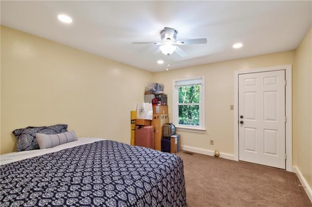 102 Castle LN, Williamsburg, VA 23185