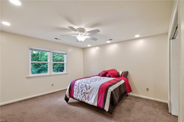 102 Castle LN, Williamsburg, VA 23185