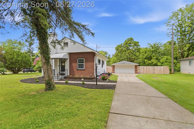 18905 Maplewood Street, Livonia, MI 48152