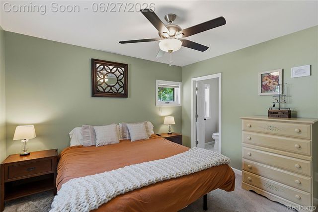 18905 Maplewood Street, Livonia, MI 48152