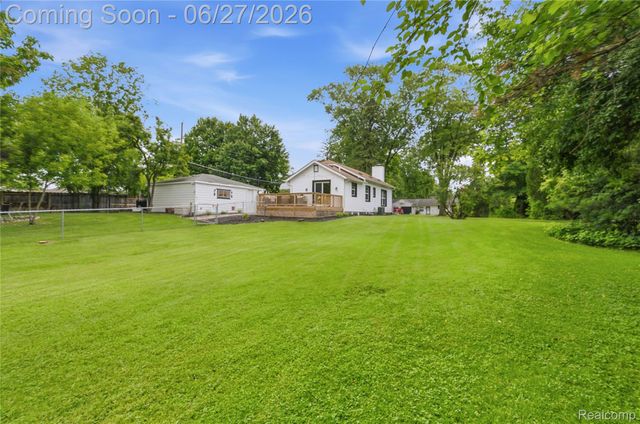 18905 Maplewood Street, Livonia, MI 48152
