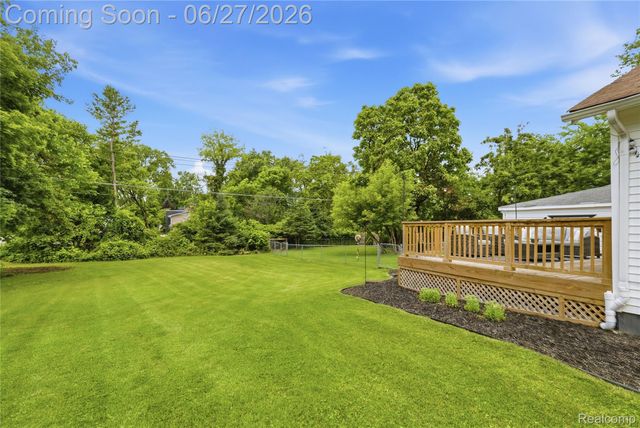 18905 Maplewood Street, Livonia, MI 48152