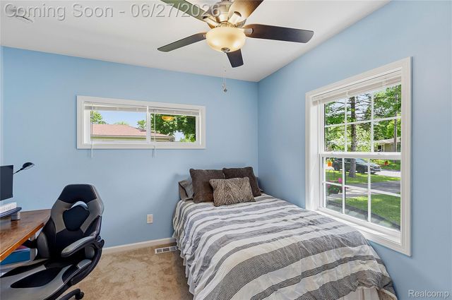 18905 Maplewood Street, Livonia, MI 48152