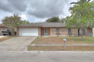 5225 Bonham St, Corpus Christi, TX 78415