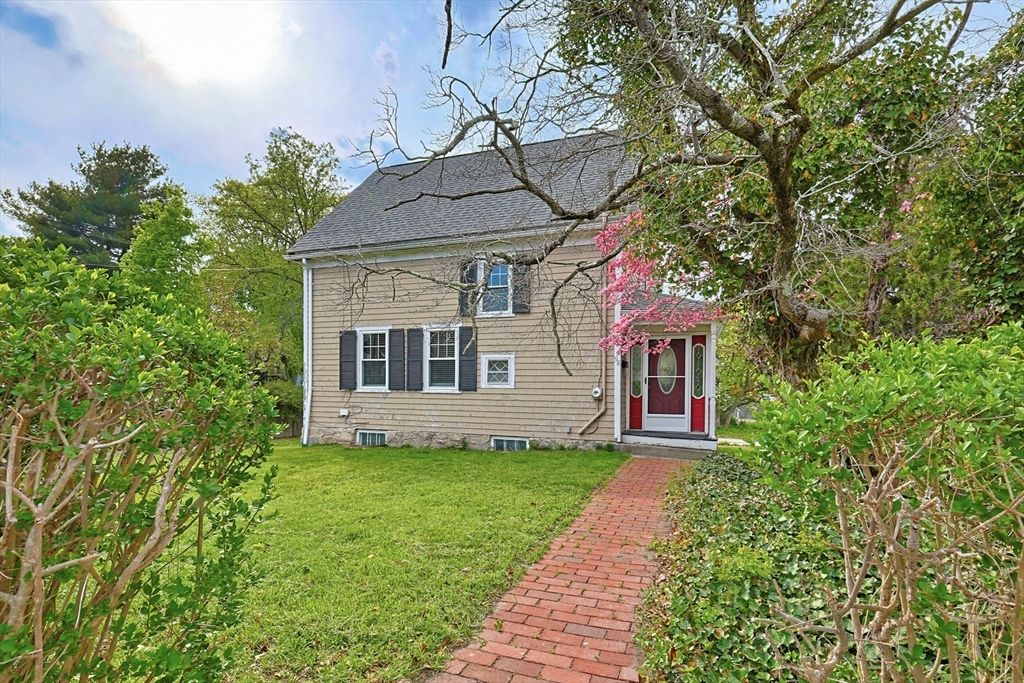 98 Pleasant Street, Milton, MA 02186