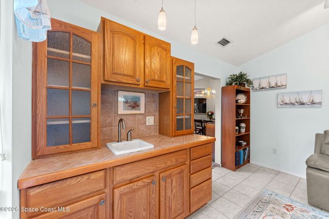 865 Ridge Lake Drive, Melbourne, FL 32940