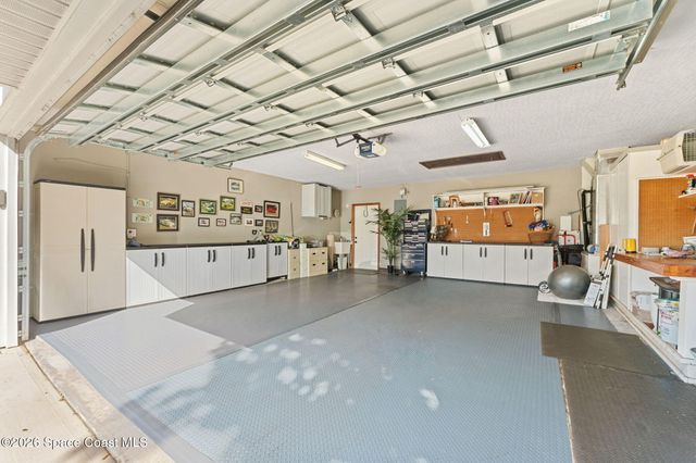 865 Ridge Lake Drive, Melbourne, FL 32940