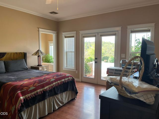 158 Rockingham Circle, Eagle Point, OR 97524