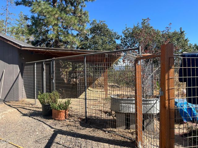 158 Rockingham Circle, Eagle Point, OR 97524
