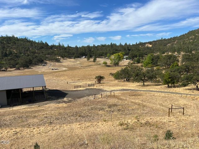 158 Rockingham Circle, Eagle Point, OR 97524