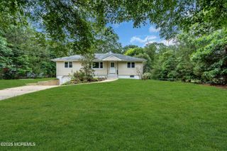 9 Riccis Drive, Jackson, NJ 08527