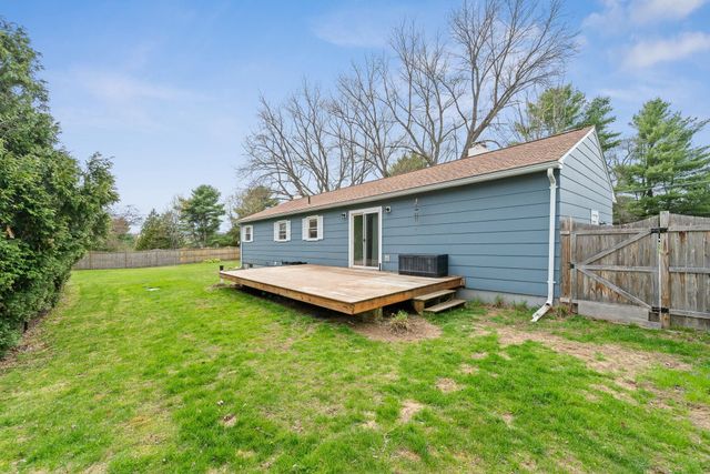 4 Lafayette Drive, Jericho, VT 05465