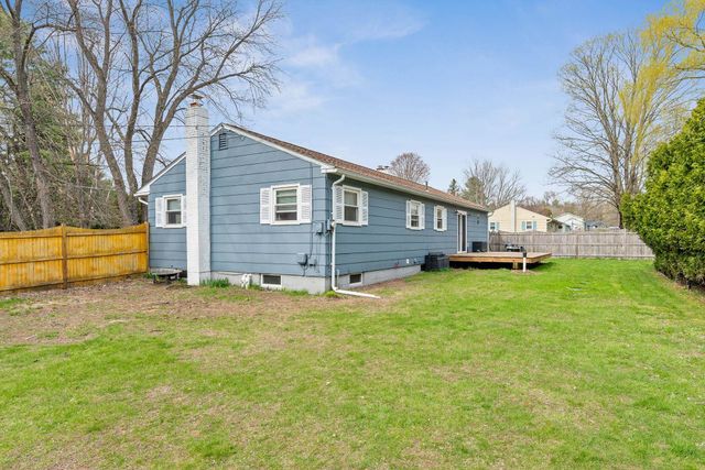 4 Lafayette Drive, Jericho, VT 05465