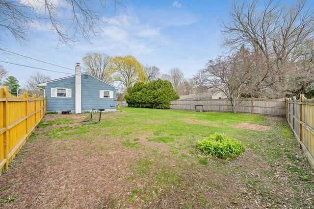 4 Lafayette Drive, Jericho, VT 05465