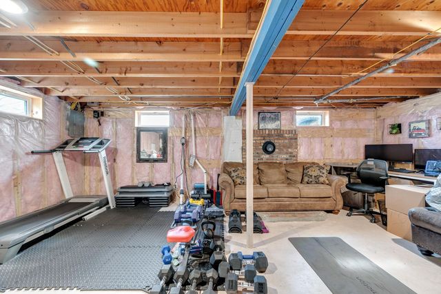 4 Lafayette Drive, Jericho, VT 05465