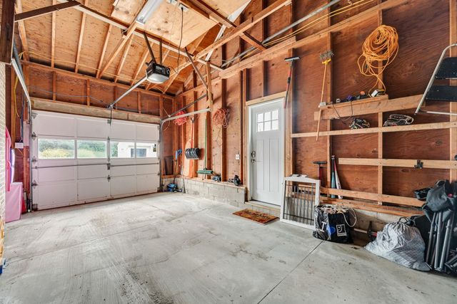 4 Lafayette Drive, Jericho, VT 05465