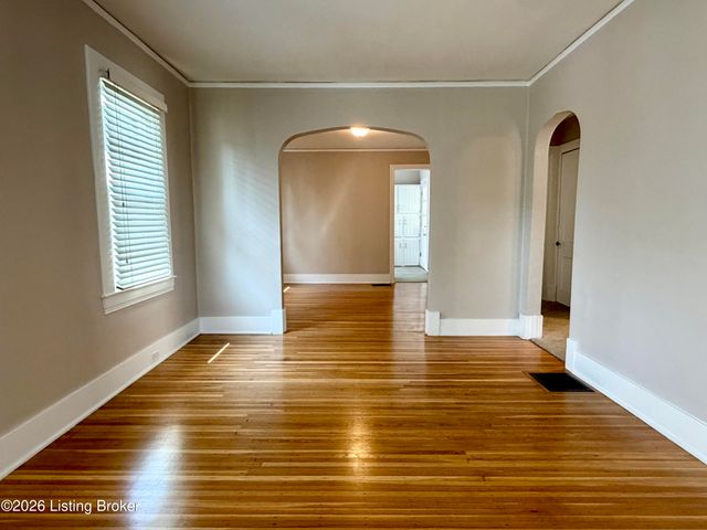 1104 Barret Ave, Louisville, KY 40204