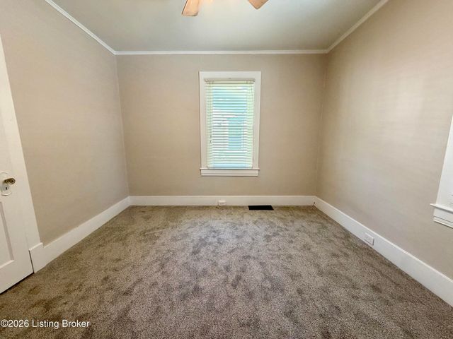 1104 Barret Ave, Louisville, KY 40204