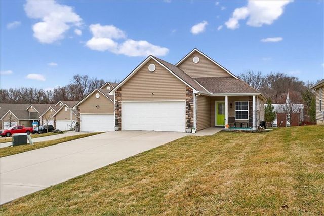 12709 E 48th Street S, Independence, MO 64055