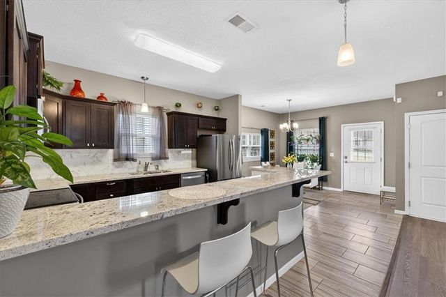 12709 E 48th Street S, Independence, MO 64055