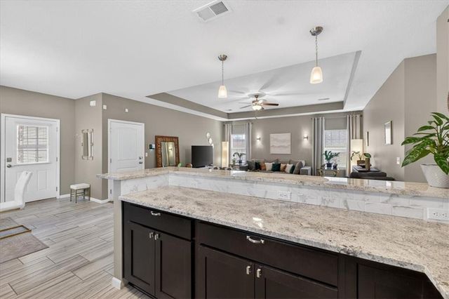 12709 E 48th Street S, Independence, MO 64055