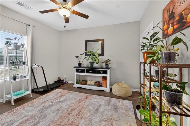 12709 E 48th Street S, Independence, MO 64055